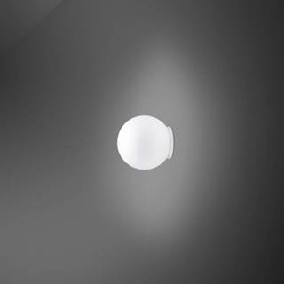 Wit a++ Fabbian Lumi Sfera glas-wandlamp, Ø 9 cm