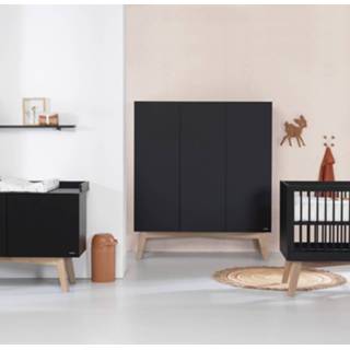 👉 Kidsmill Sixties Babykamer Mat Zwart / Walnoot | Commode + Kast 3-Deurs