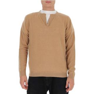 👉 Male beige Ribbed trim jumper