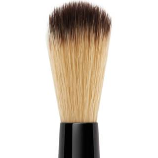 👉 Concealer unisex Illamasqua Round Brush 5056307362582