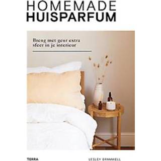 👉 Huisgeur Homemade huisparfum. Breng met geur extra sfeer in je interieur, Lesley Bramwell, Hardcover 9789089898647