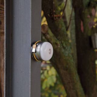 👉 A+ universeel wit geel zwart kunststof LED-accu-armatuur OLI 0300 A met powerbank-functie