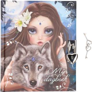 Dagboek Topmodel fantasy model met wolf