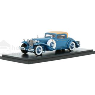 👉 Modelauto Esval Models blauw resin Cord L-29 Coupe By the Hayes Body - schaal 1:43 9580015430036