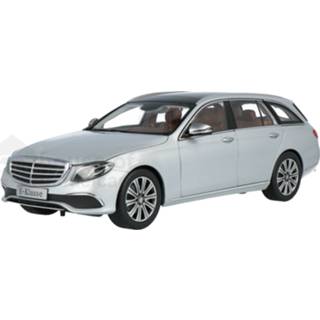 👉 Modelauto IScale silver metallic Die-Cast Mercedes-Benz E-Klasse T-Modell S213 - schaal 1:18