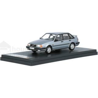 👉 Modelauto Premium X grijs Die-Cast Volvo 440 - schaal 1:43 9580015703857