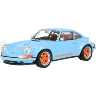 👉 Modelauto CMR blauw resin Porsche 911 Singer Coupé Dubai - schaal 1:18 660042340771