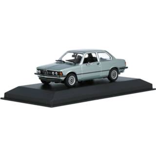 👉 Modelauto ichamps light blue metallic Die-Cast BMW 323i - schaal 1:43 4012138155671