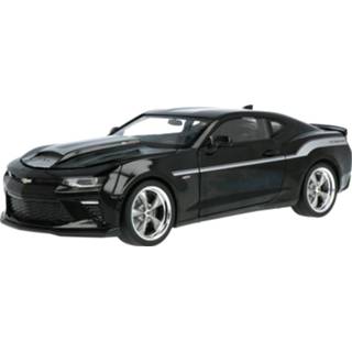 👉 Modelauto AutoWorld zwart Die-Cast Chevrolet Camaro Yenko Stage 1 - schaal 1:18 849398033128