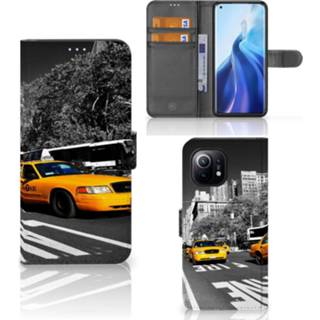 👉 Flipcover Xiaomi Mi 11 Flip Cover New York Taxi 8720215341973