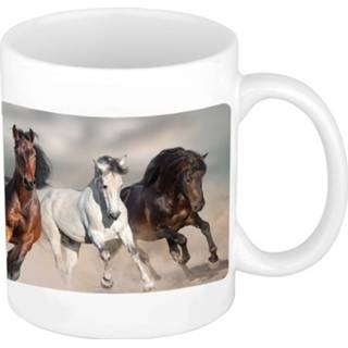 👉 Dravende zwarte / witte paarden koffiemok / theebeker wit - 300 ml - keramiek - cadeau beker / paardenliefhebber mok