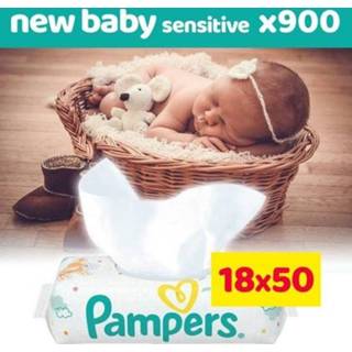 👉 Billendoekje navulverpakking wit baby's Pampers New Baby Sensitive Billendoekjes - 900 stuks 7436926478433