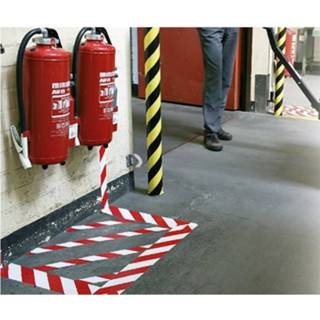 👉 1x Tesa afzettape/markeertape rood/wit 5 cm x 66 mtr - Afzettape/markeertape - Gevarenzone tape - Liftschachten en brandblussers aanduiden met tape