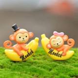 👉 Poppenhuis geel hars active 2 stuks banaan aap tuin decoratie mos micro landschap ornamenten (geel)