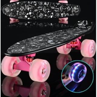 👉 Skateboard zwart roze active Shining Fish Plate Scooter Single Tilt Four Wheel met 72mm Slijpschijf (Zwart Roze)