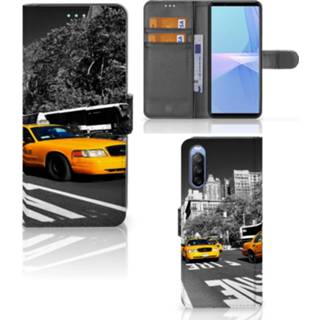👉 Flipcover Sony Xperia 10 III Flip Cover New York Taxi 8720632537300