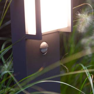 👉 Bewegingsmelder antraciet drukgegoten aluminium warmwit a+ LED tuinpadverlichting Qubo