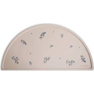 👉 Placemat active Mushie lilac flowers