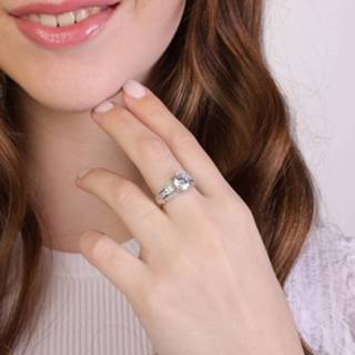 👉 Zilveren ring met zirkonia