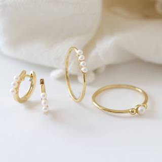 👉 Oorring zilveren zilver One Size goud goldplated oorringen met drie zoetwparels 8719802245176