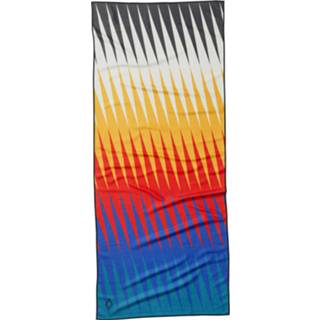 👉 Badhanddoek oranje blauw polyester Nomadix Heat Wave 75x180 Cm Oranje/blauw 726152394490