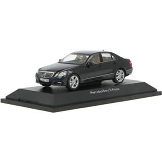 👉 Modelauto Mercedes-Benz E-Klasse Avantgarde - schaal 1:43