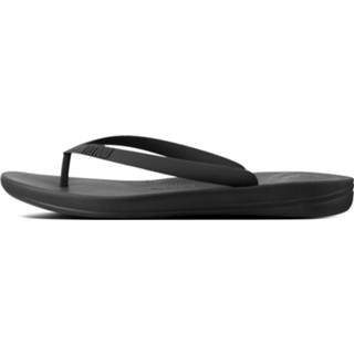 👉 FitFlop Iqushion ergonomic flip-flops