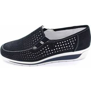 👉 Ara Slipper