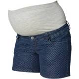 👉 Mama licious  Omstandigheden korte broek MLDOT Medium Blue Denim - Blauw - Gr.27