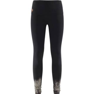 👉 Urban Goddess Shaktified City Glam Legging