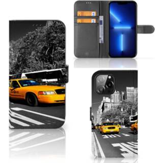 👉 Flipcover IPhone 13 Pro Max Flip Cover New York Taxi 8720632401090