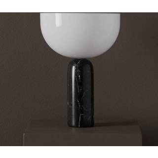 👉 Tafellamp zwart small a++ wit New Works Kizu tafellamp,