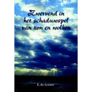 👉 Unisex Zwervend in het schaduwspel van zon en wolken 9789089546227