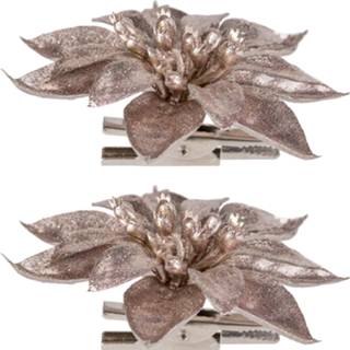 👉 Kerstster roze kunststof 2x stuks decoratie bloemen glitter op clip 9 cm