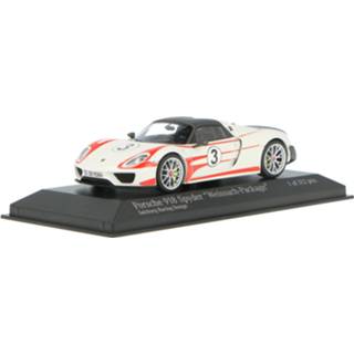 👉 Model auto Porsche 918 Spider 