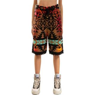 👉 Bermuda male bruin