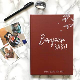👉 Jaarboek rood active baby's Bonjour to you - eerste jaar boek Rusty Red 8719327564530