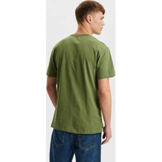 👉 Male l groen Anerkjendt 900731 akrune noos pocket tee 4070 olivine 5713301941730