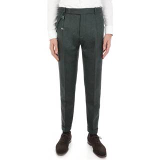 👉 Male groen Pantalone
