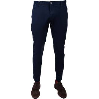 👉 Male blauw DAN