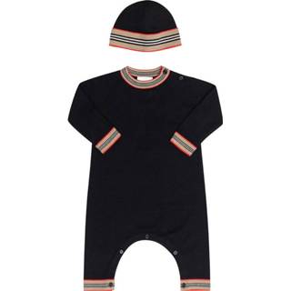 👉 Beanie male zwart & bodysuit set