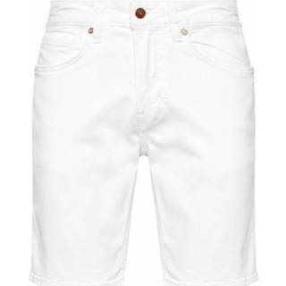 Male wit Shorts