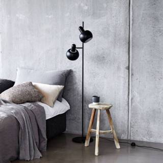 👉 Vloerlamp zwart mat FRANDSEN BF20 2-lamps