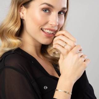 👉 14 Karaat geelgouden ring met zirkonia