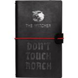 👉 Notitieboek rood zwart imitatieleer The Witcher A5 19,5 X 12 Cm Rood/zwart 8435497254384