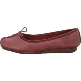 👉 Clarks Ballerinas