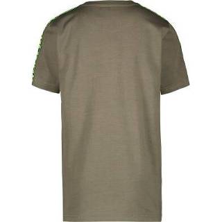 👉 T-shirt