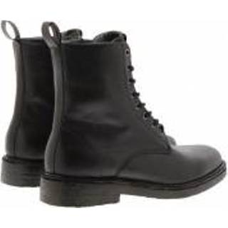 👉 Blackstone Veterboot