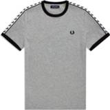 👉 Sportshirt l mannen antraciet Fred Perry Taped Ringer Tee heren