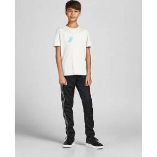👉 T-shirt